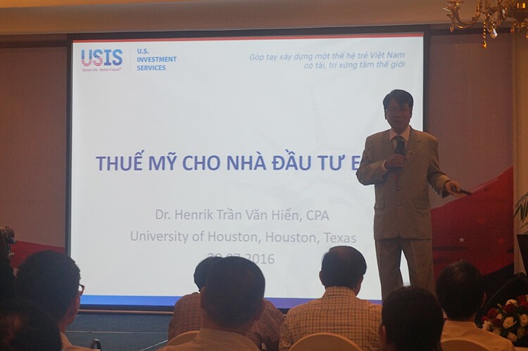 Giáo sư Tiến sỹ CPA Trần Văn Hiển